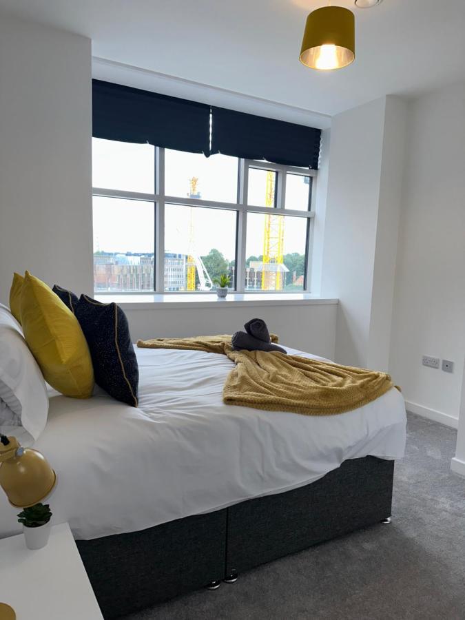 Sleek & Stylish Apartment By Dh Aparthotels Peterborough Exterior photo